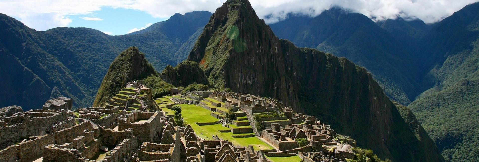 Peru-Machu-Picchu-ancient-city-hills_1920x1080